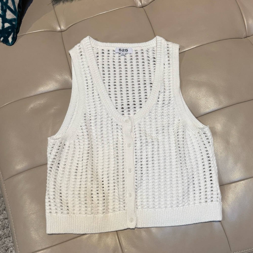 525 America White Open Knit Sweater Vest
